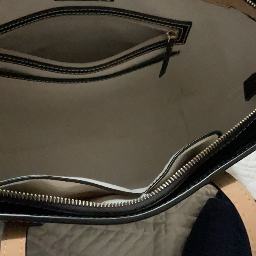 Dooney & Bourke Black Leather Tote Bag - Picture 10 of 14